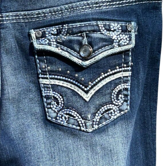 Cato Capri Blue Jean Cuffed Cropped Embellished Stretch Flap Pockets - Size 12 - Picture 6 of 13